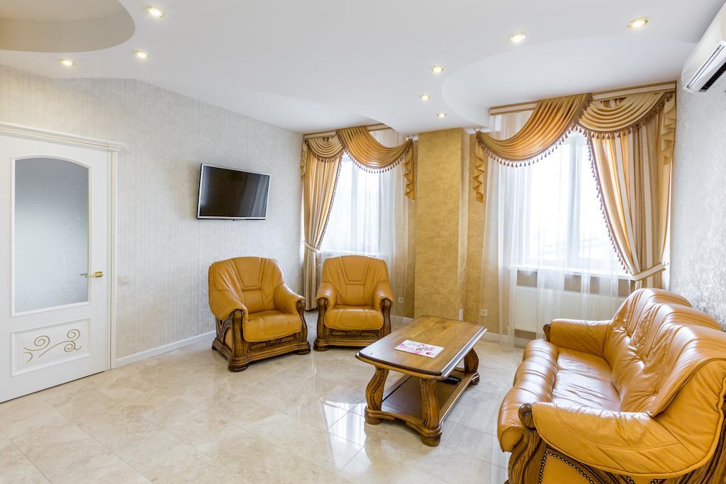 Hotel Premier Камянске Екстериор снимка