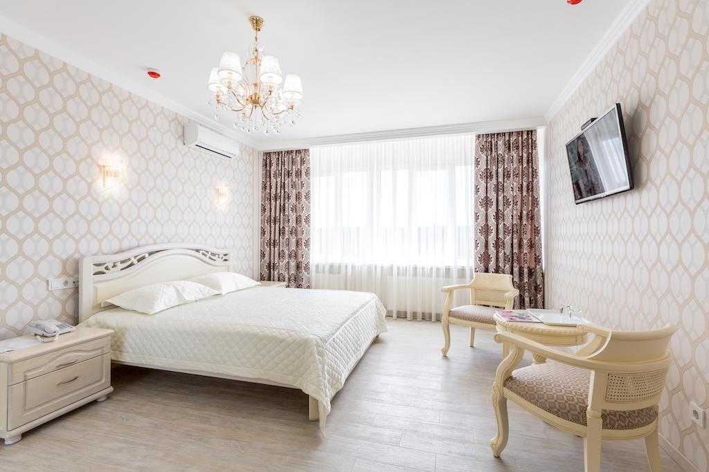 Hotel Premier Камянске Стая снимка