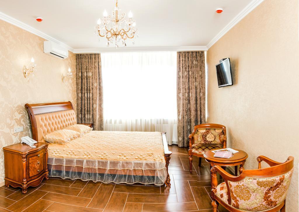 Hotel Premier Камянске Стая снимка
