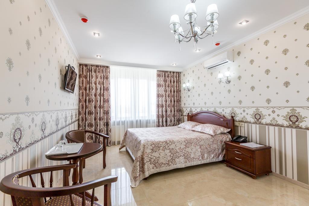 Hotel Premier Камянске Стая снимка